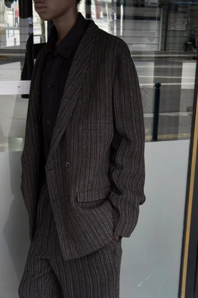 Look 8